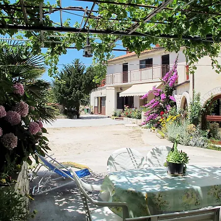 Appartement Haus Jolly 101s Premantura